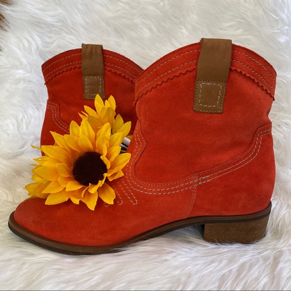 Sundance Shoes - Sundance Boots